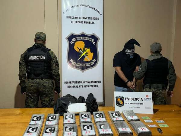 Allanan vivienda y detienen a hombre con 17,4 kilos de cocaína - ABC en el Este - ABC Color