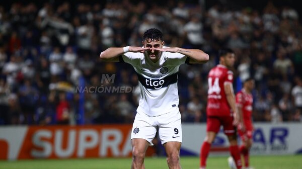 Versus / Olimpia cumple y está entre los ocho mejores de la Copa Paraguay
