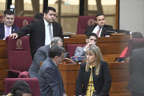 Aval de Diputados a proyecto de ley para conservar datos contra pedófilos - Política - ABC Color