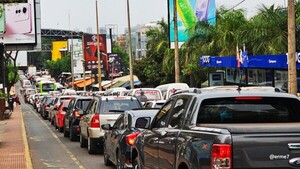 El Puente de la Amistad colapsa por la bajante y urgen alternativas