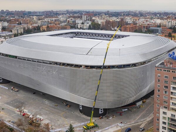 Versus / El nuevo estadio Santiago Bernabéu, un real dolor de cabeza para el Madrid