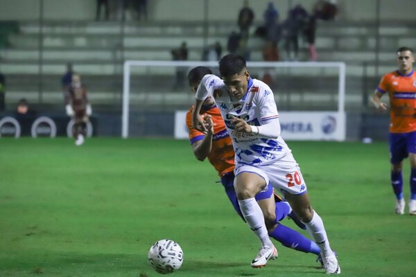 Versus / Tricolores y pedrojuaninos van por el boleto a los Cuartos de Final