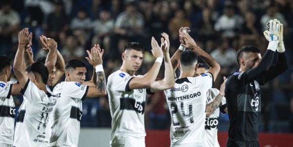 Victoria y clasificación de Olimpia a cuartos de la Copa Paraguay - trece