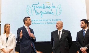 El Gobierno lanza programa para la adopción de 1.000 niños y adolescentes – Prensa 5