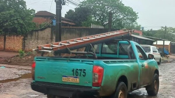 Tormenta con caída de granizos afecta a 27 alimentadores de la ANDE en Alto Paraná y Canindeyú
