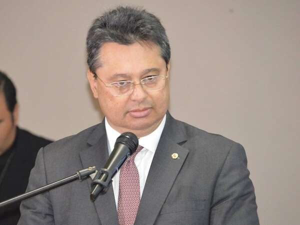 El “oenegero” Leite debe renunciar a la comisión “Garrote”, según Nakayama - Política - ABC Color