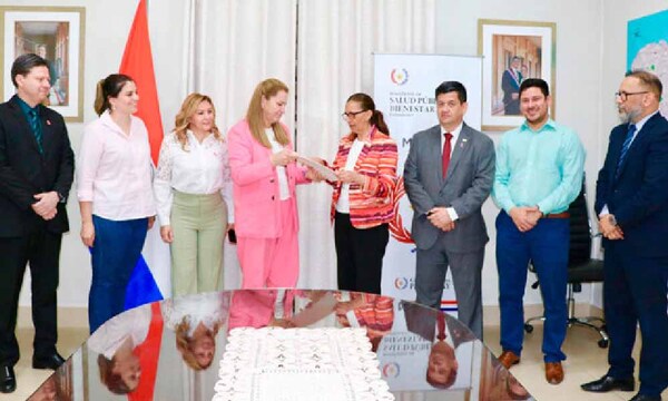 Asume nueva directora del Instituto Nacional del Cáncer – Prensa 5