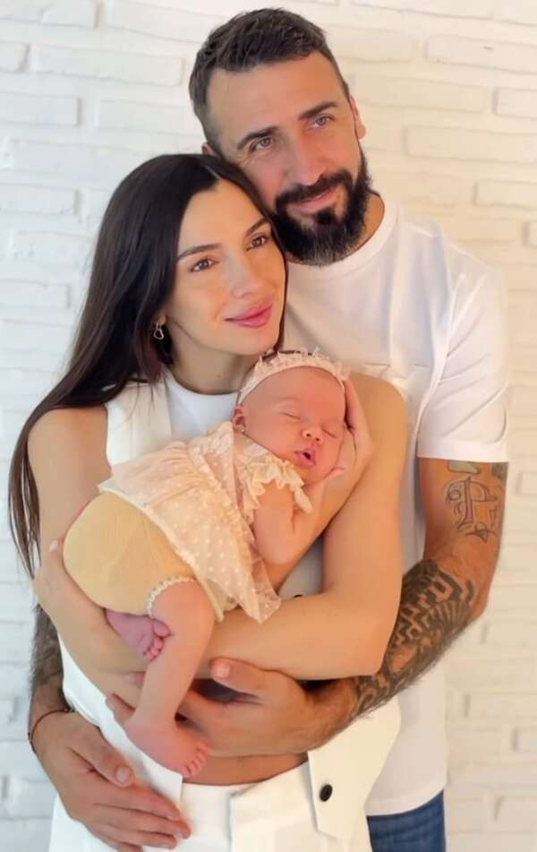 ¡Mirá las fotos de Lucas Pratto y Luli Lozano con su hija Bianca! - Gente - ABC Color