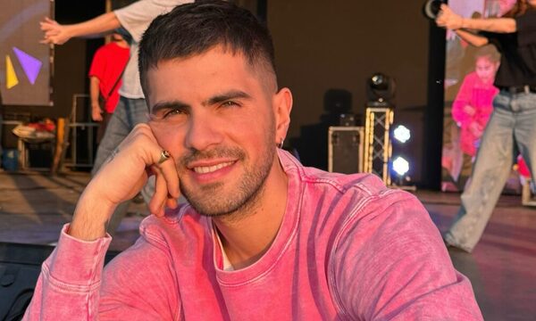 [VIDEO] Cantante uruguayo probó por primera vez el mbejú. ¡Mirá el puntaje que le dio!