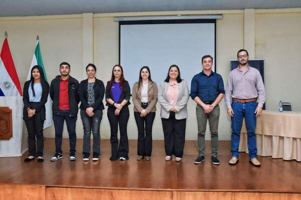 Nueva comisión directiva del Consejo Departamental de la Juventud de Itapúa