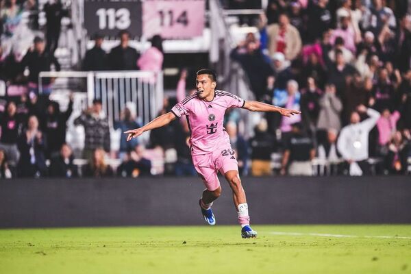 La MLS tiene a su mejor jugador Sub 22: ¡El paraguayo Diego Gómez! - trece