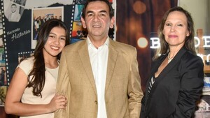 Noche de presentación de revista y aniversario