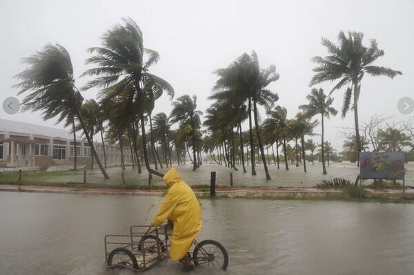 (VIDEO). Milton rumbo a Florida con poderosos vientos que comienzan a sentirse en el oeste