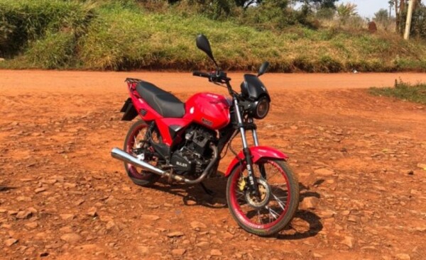 En menos de un minuto hurtan motocicleta cerca de la avenida San José