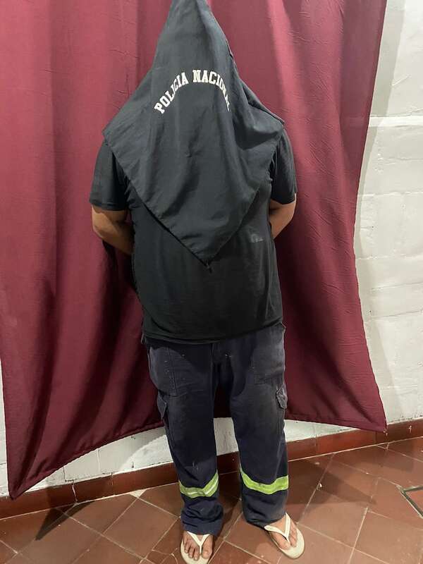 Capturan a un hombre con tres órdenes de captura en Lambaré - Policiales - ABC Color