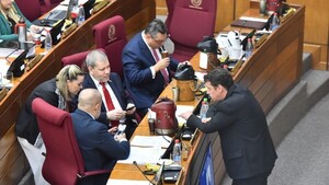 Piden que Leite sea investigado por supuesto tráfico de influencias