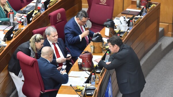 Piden que Leite sea investigado por supuesto tráfico de influencias