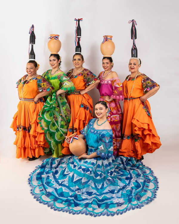 De Eusebio Ayala a Nueva York: elenco folklórico de Cordillera representará a Paraguay en el desfile de la hispanidad  - .::Agencia IP::.