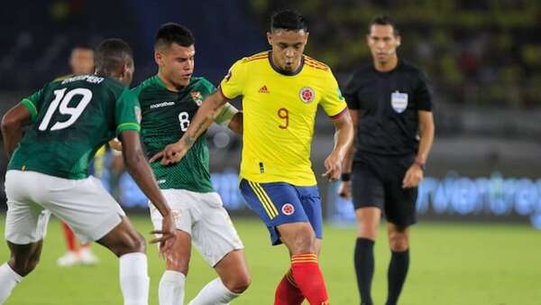 Bolivia quiere derribar a la invicta Colombia
