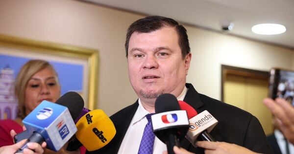 Diario HOY | Dionisio lanza su candidatura: “Voy a ser el próximo presidente del PLRA”