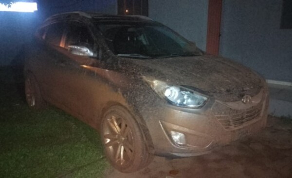 Tras enfrentamiento a tiros, recuperan camioneta robada