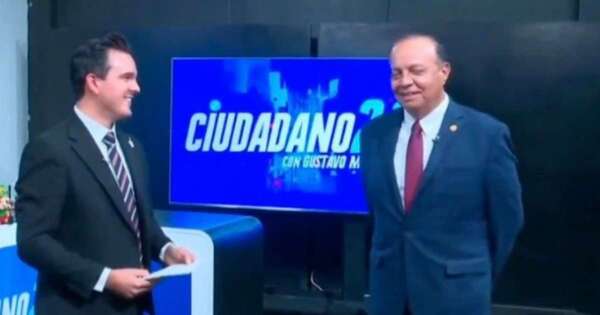 La Nación / Presidenta mexicana aboga por conductor de TV despedido al aire