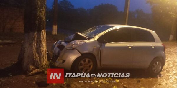 CONDUCTORA IMPACTÓ CONTRA UN ÁRBOL EN CAPITÁN MEZA - Itapúa Noticias