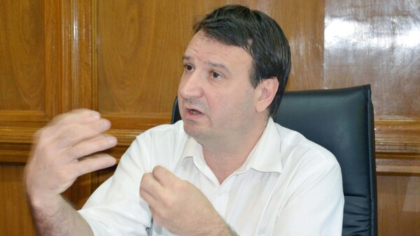 "Renunciaré cuando me critique gente decente", dice consejero del IPS - ADN Digital