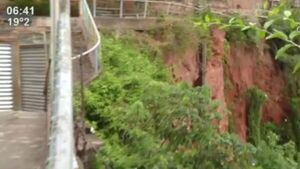 Mirador de Itapyta Punta se encuentra en serio peligro de derrumbe - SNT
