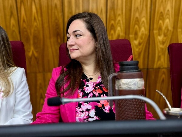 En Diputados realizaron acto conmemorativo al Octubre Rosa - La Clave