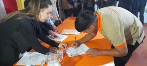 Más de 50 estudiantes recibieron aporte económico en la Escuela Taller Municipal de Encarnación