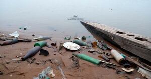 Diario HOY | Lluvias son insuficientes, el río Paraguay continúa su descenso, lamentan