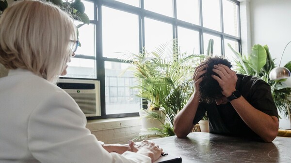 Día de la Salud Mental: Instan a buscar el bienestar emocional en el trabajo