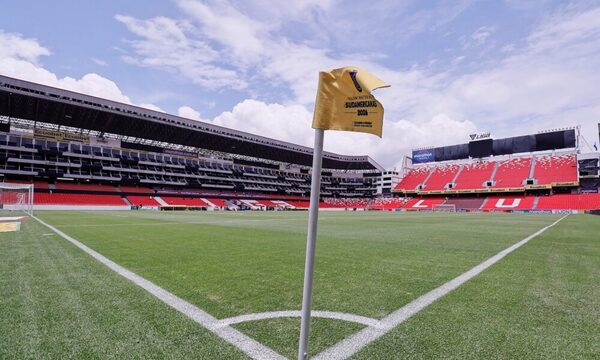 Así está el estadio en Quito a la espera del enfrentamiento entre la Albirró y la sele de Ecuador