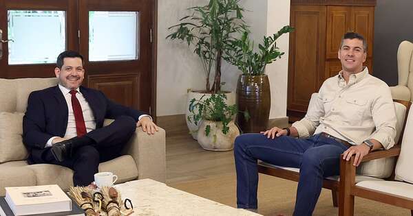 La Nación / Titular de Diputados se reunió con el presidente Peña: “Caminamos con el mismo objetivo”, dice Latorre