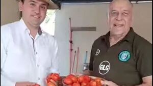 Del tomate: Loco González estuvo picante por el distrito 3 de Febrero