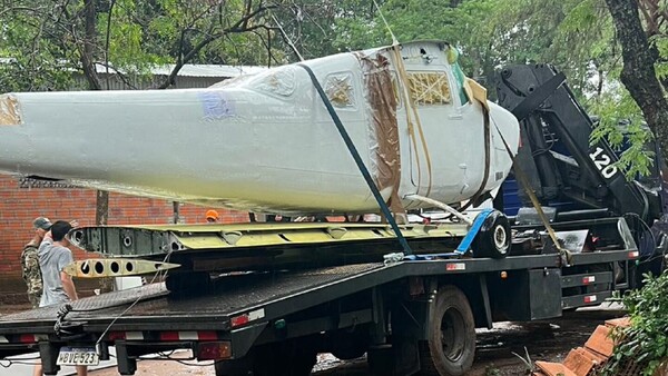 Incautan una avioneta de un taller aeronáutico clandestino en Luque