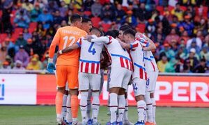 Paraguay rescata un empate de la altura de Quito