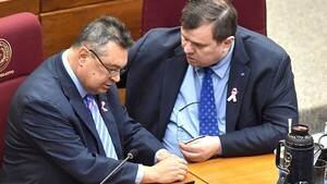 DNIT manda al frente a las oenegés por manejar más de G. 12 billones