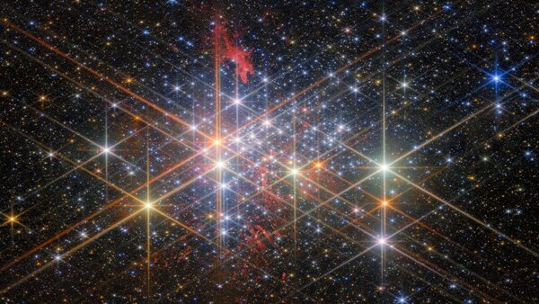Telescopio Webb observa el crecimiento de una galaxia del universo primitivo