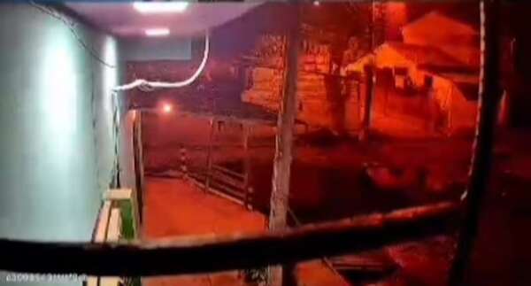 Video: en grupo, hieren y asaltan a un chofer de Bolt - Policiales - ABC Color