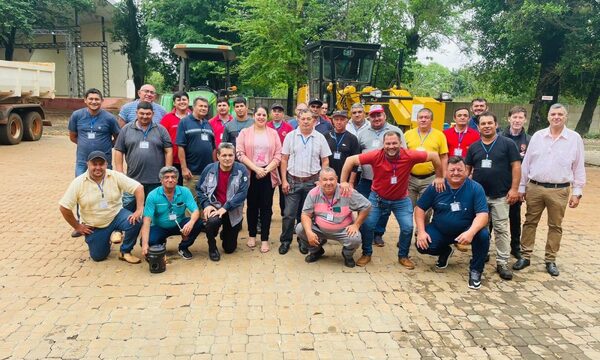 Capacitan a choferes de la gobernación de Alto Paraná
