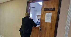 Diario HOY | Reposo de funcionaria ya venció y debe presentarse a trabajar