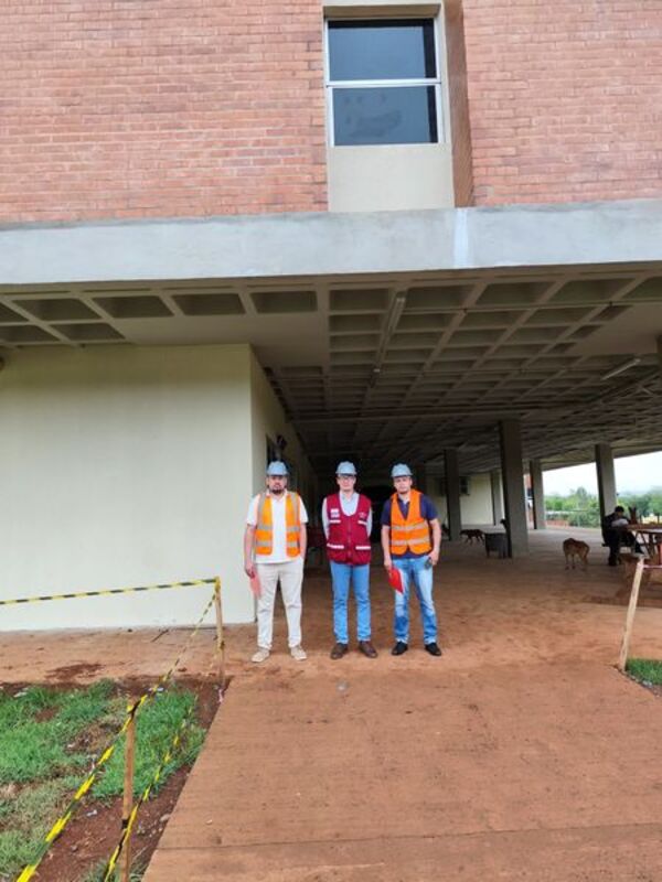 Importante proceso de licitación en el Gran Hospital de Itapúa "Ladislao Hrisuk Szuljew"