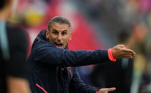 Versus / Sensaciones amargas en Ecuador tras el empate con Paraguay