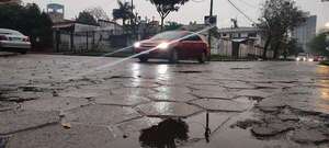 Lluvias y tormentas continuarán en tres departamentos, según Meteorología  - Clima - ABC Color