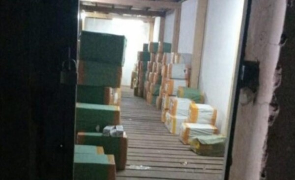 Asalto tipo comando en el Área 2 : robaron 20 cajas de relojes baratos