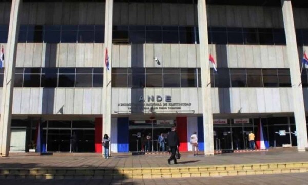 ANDE reconoce “vulnerabilidad” ante aumento de denuncias por desvío de indemnización – Prensa 5