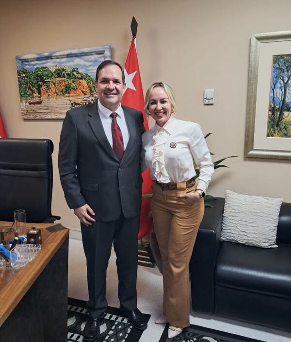 AUDIO: Despojo en Caaguazú: Anadelia Acosta renuncia a su cargo en la Cámara de Diputados - A La Gran 7-30 - ABC Color