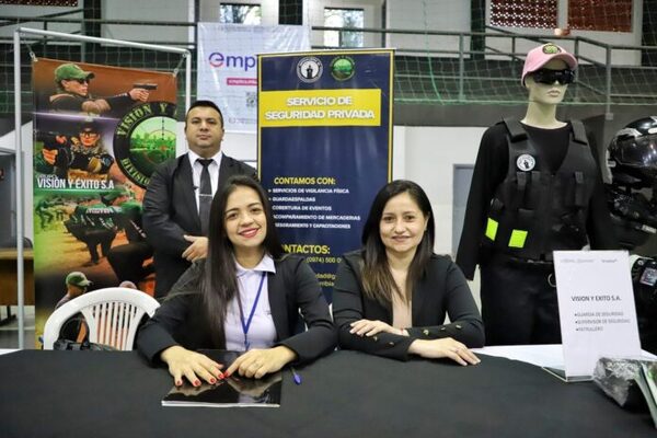 Arrancó la Expo Empleo de Alto Paraná con más de 1.400 vacancias laborales